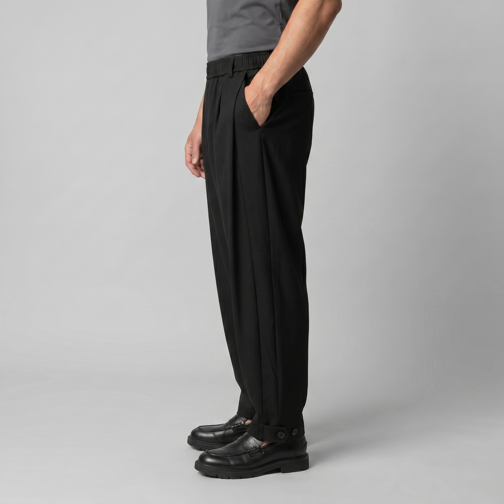 Men's Relaxed Drawstring Tapered Pants